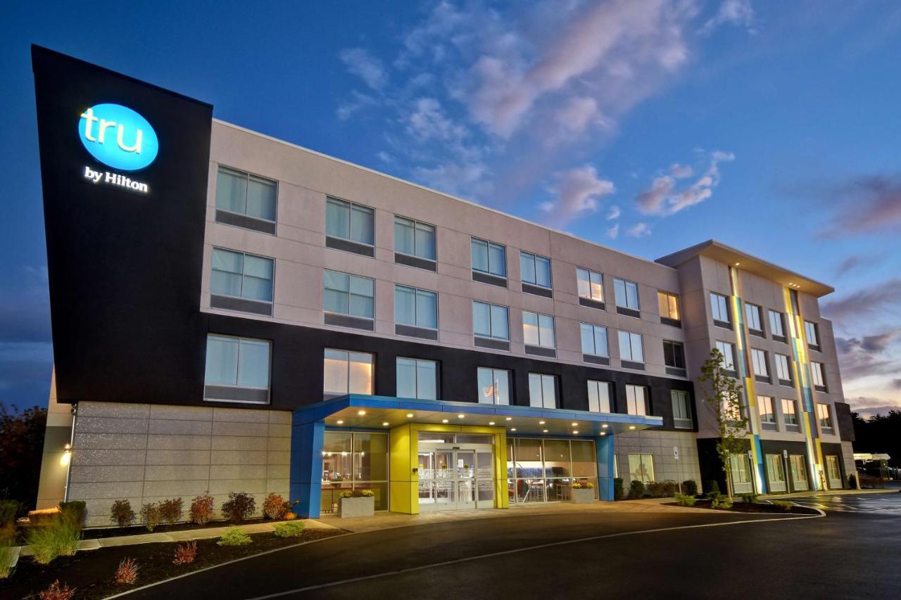 Tru By Hilton Concord, Nh Hotel Exterior photo