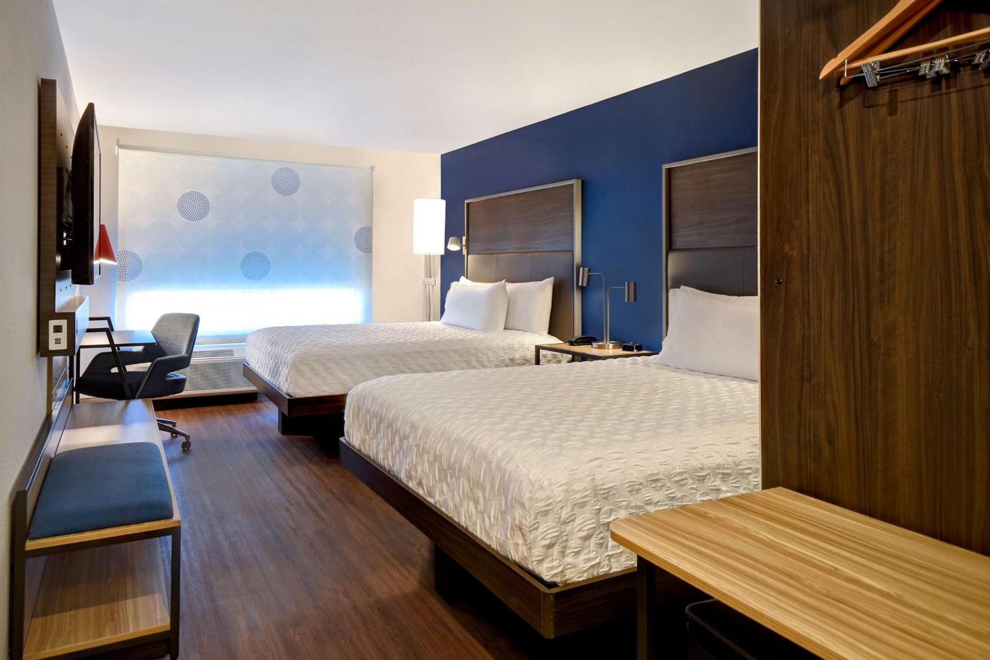 Tru By Hilton Concord, Nh Hotel Exterior photo